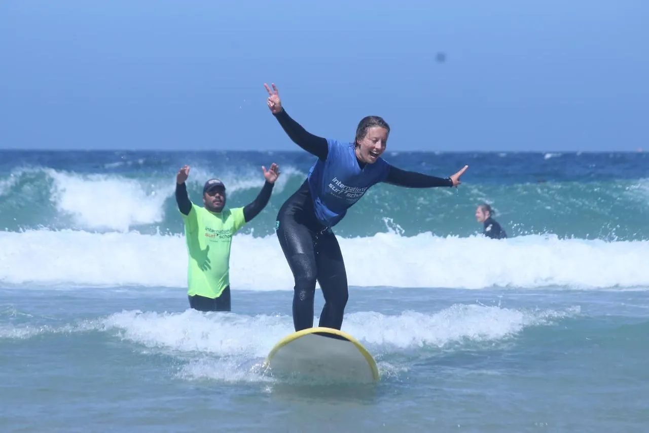 Отель International Surf School & Camp Сагреш Гостевой дом